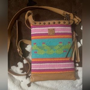 STS crossbody